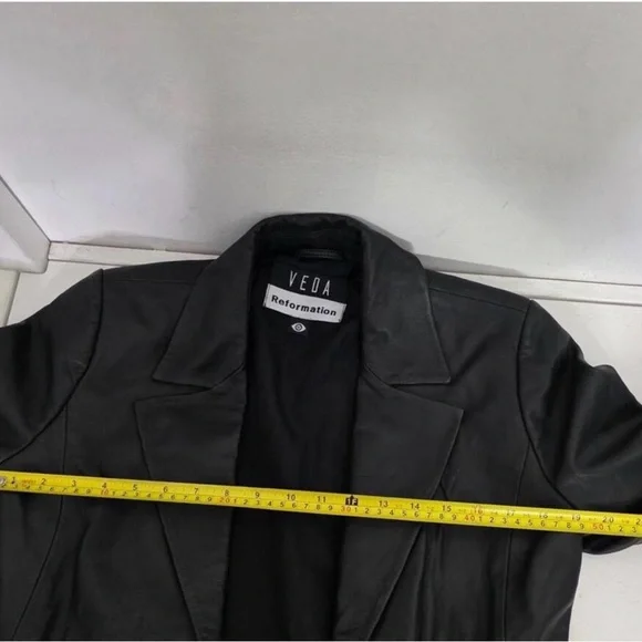 Reformation Veda Black Bowery Leather Blazer Jacket Size Medium - Picture 8 of 8